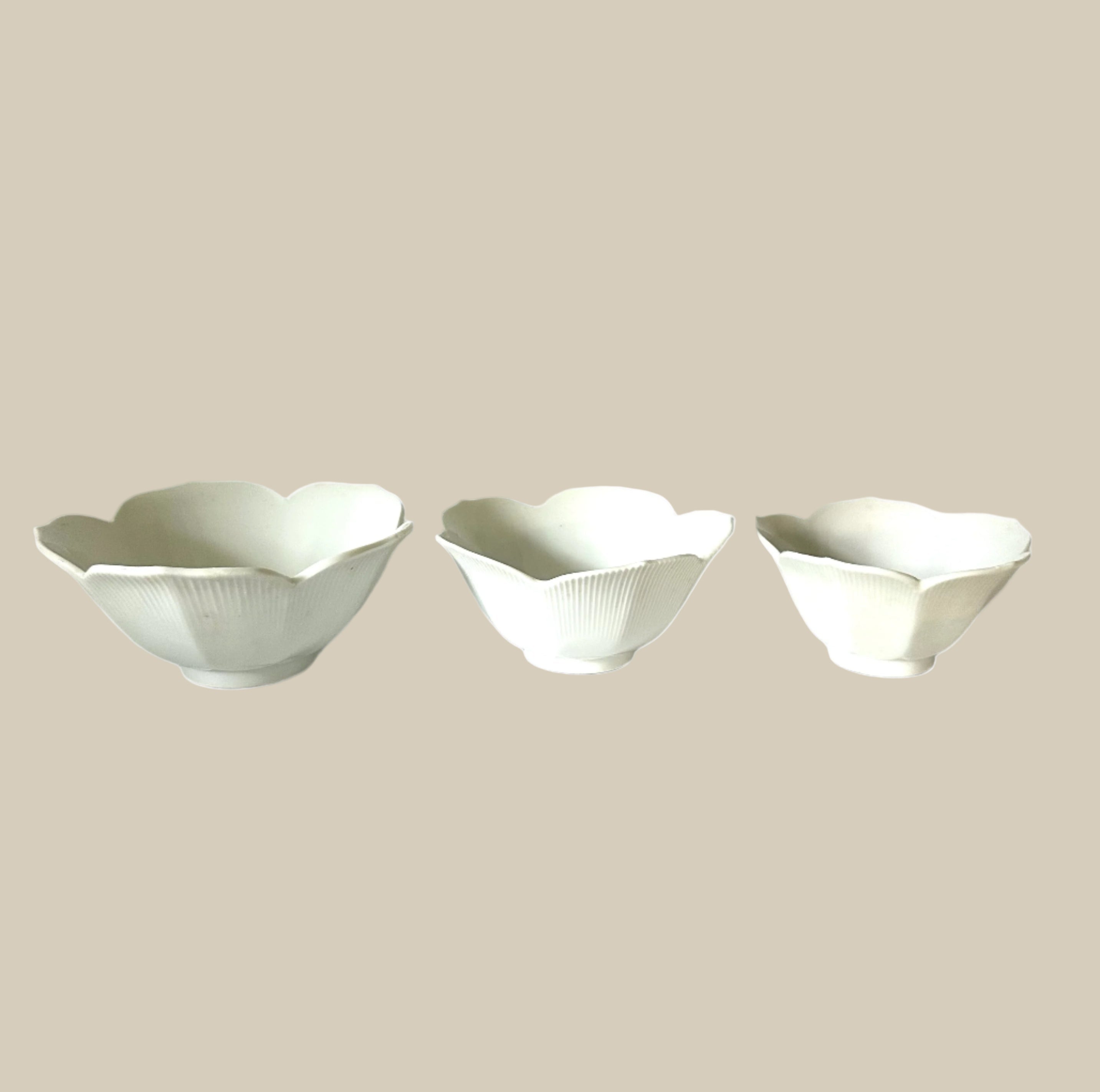 Floral Candle and Nesting Bowl Set