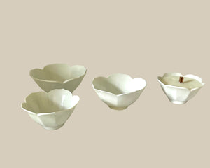 Floral Candle and Nesting Bowl Set